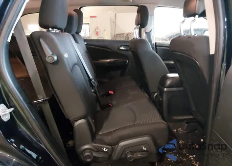 2017 Dodge Journey Sxt z USA, uszkodzony, nr VIN 3C4PDCBG1HT591470